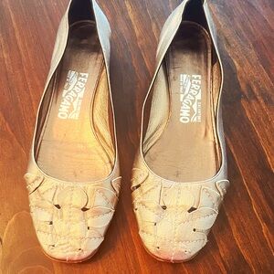 Salvatore Ferragamo white gold leaf appliqué ballet flats